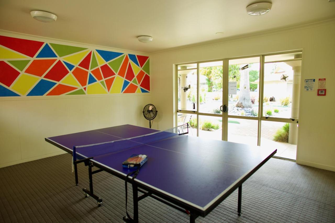 Regal Palms Resort Rotorua Bagian luar foto Table tennis table at the University of Western Australia